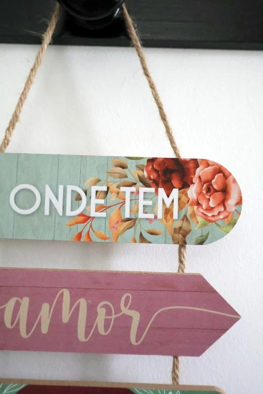 Placa Decorativa em madeira "Onde tem amor" – photo 3